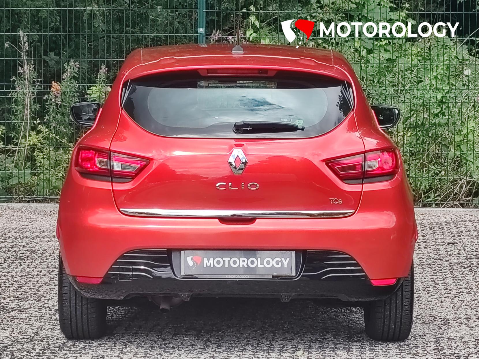 Renault Clio 0.9 TCe ECO Dynamique MediaNav Hatchback 5dr Petrol Manual Euro 5 (s/s) (90 ps)