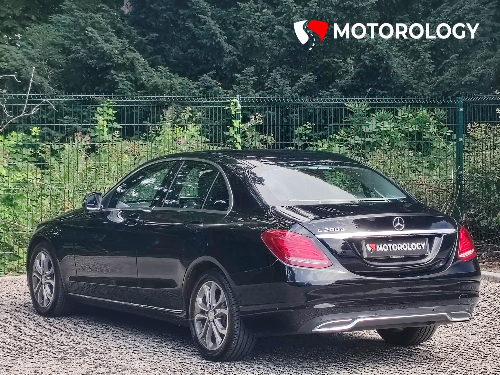 Mercedes-Benz C Class 1.6 C200d Sport Saloon 4dr Diesel Manual Euro 6 (s/s) (136 ps)