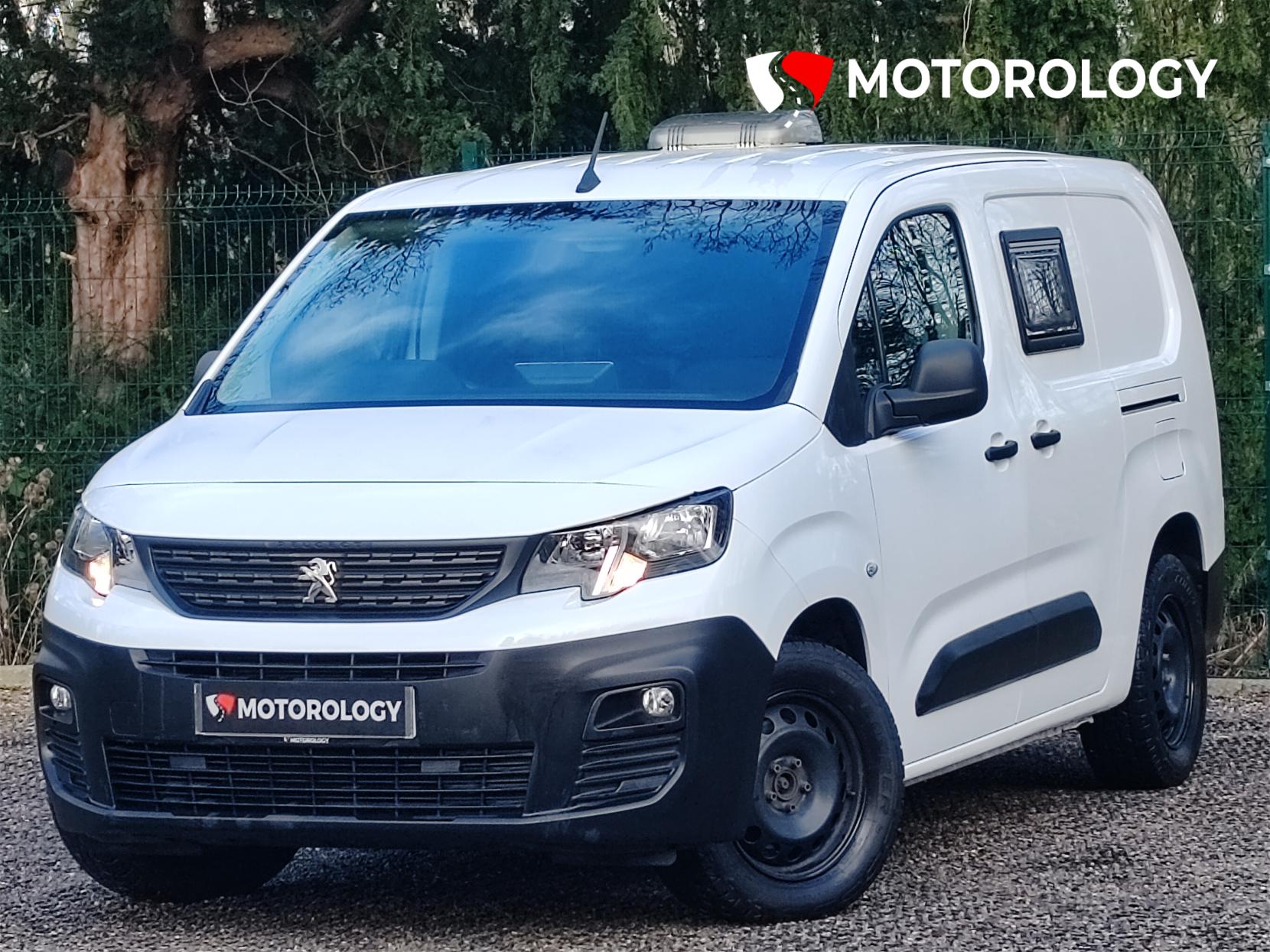 Peugeot Partner 1.6 BlueHDi 950 Professional Long Panel Van 6dr Diesel Manual LWB Euro 6 (s/s) (100 bhp)