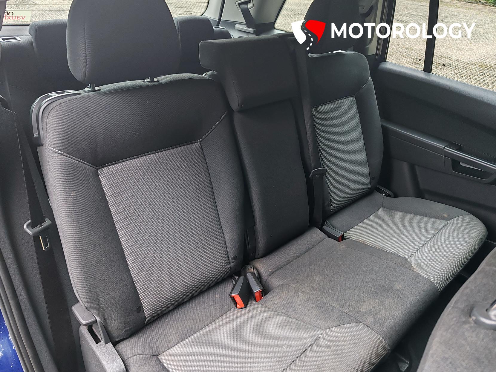 Vauxhall Zafira 1.6 16V Exclusiv MPV 5dr Petrol Manual Euro 5 (115 ps)