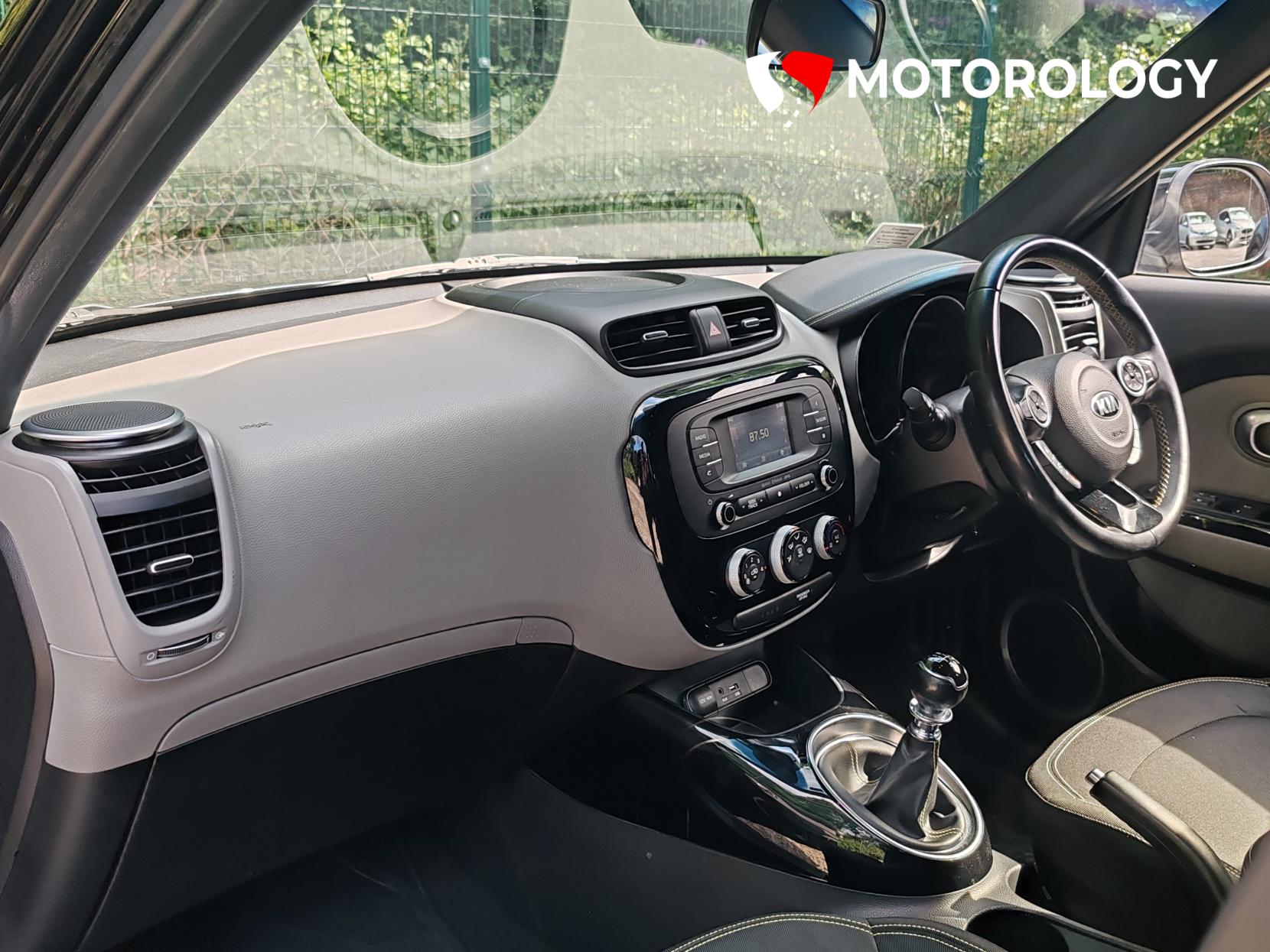Kia Soul 1.6 GDi Connect SUV 5dr Petrol Manual Euro 6 (130 bhp)