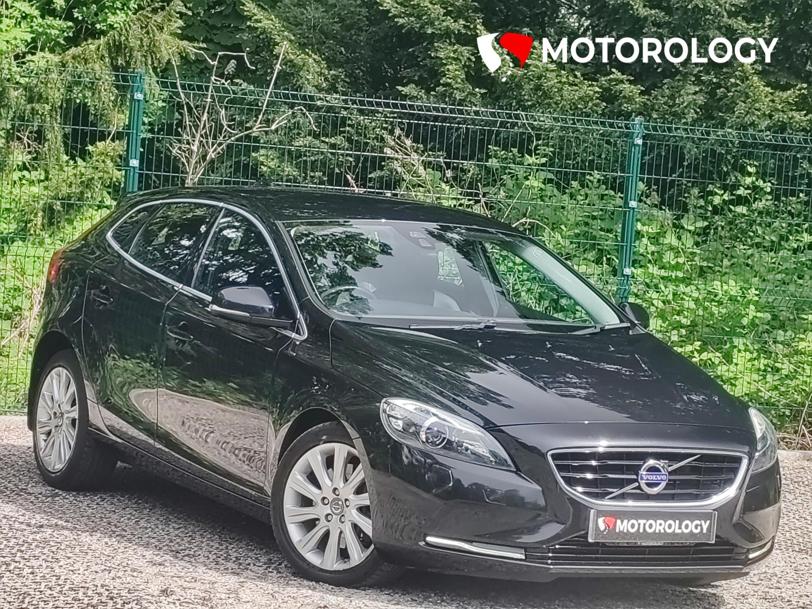 Volvo V40 2.0 D3 SE Lux Nav Hatchback 5dr Diesel Geartronic Euro 5 (s/s) (150 ps)