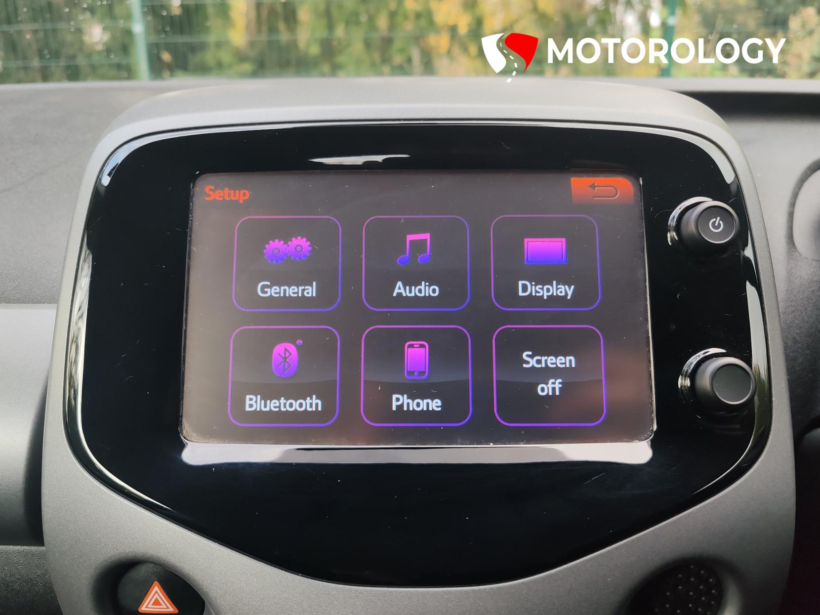 Toyota AYGO 1.0 VVT-i x-play Hatchback 5dr Petrol Manual Euro 6 (71 ps)