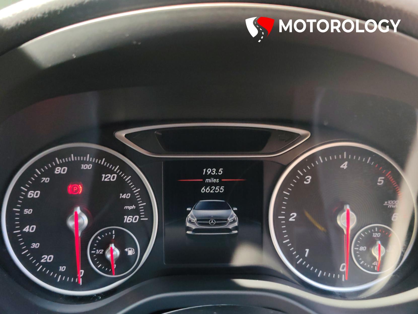 Mercedes-Benz A Class 1.5 A180d SE Hatchback 5dr Diesel Manual Euro 6 (s/s) (109 ps)