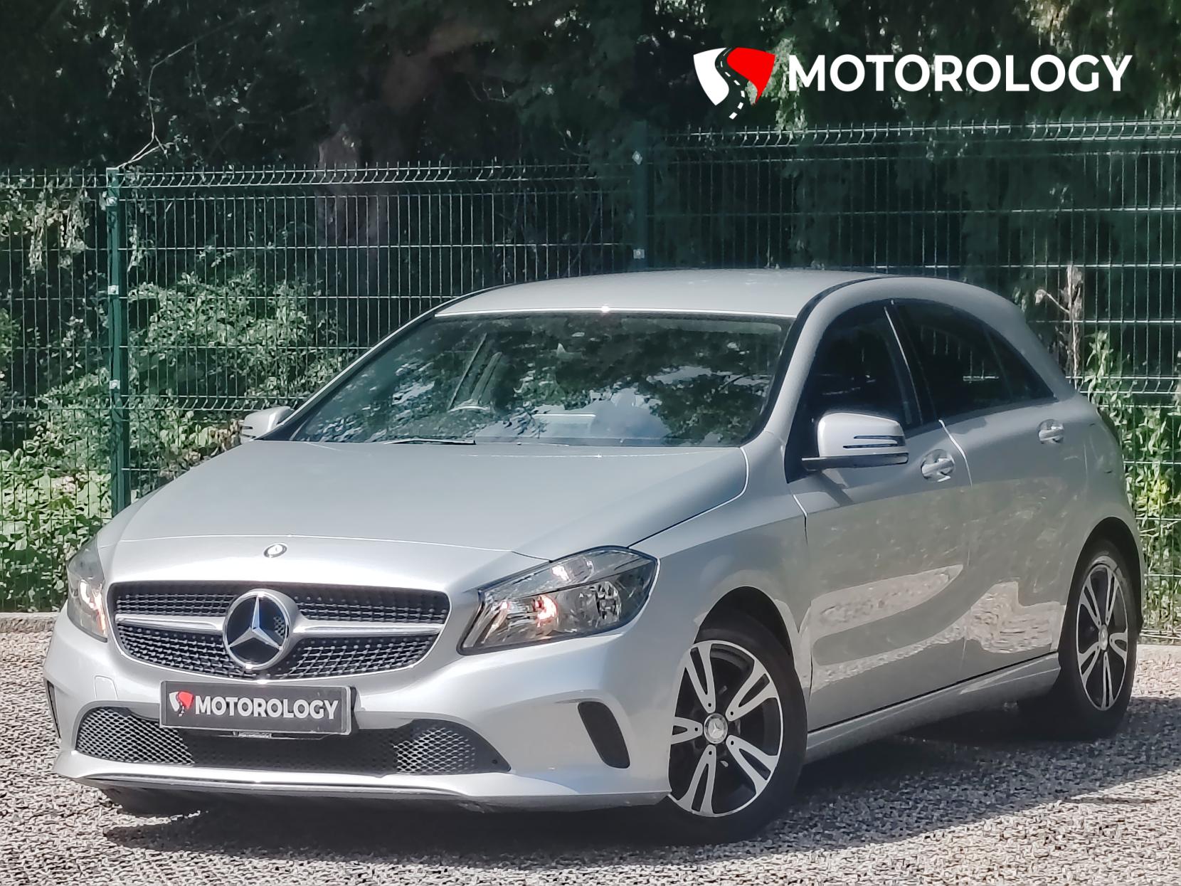 Mercedes-Benz A Class 1.5 A180d SE Hatchback 5dr Diesel Manual Euro 6 (s/s) (109 ps)