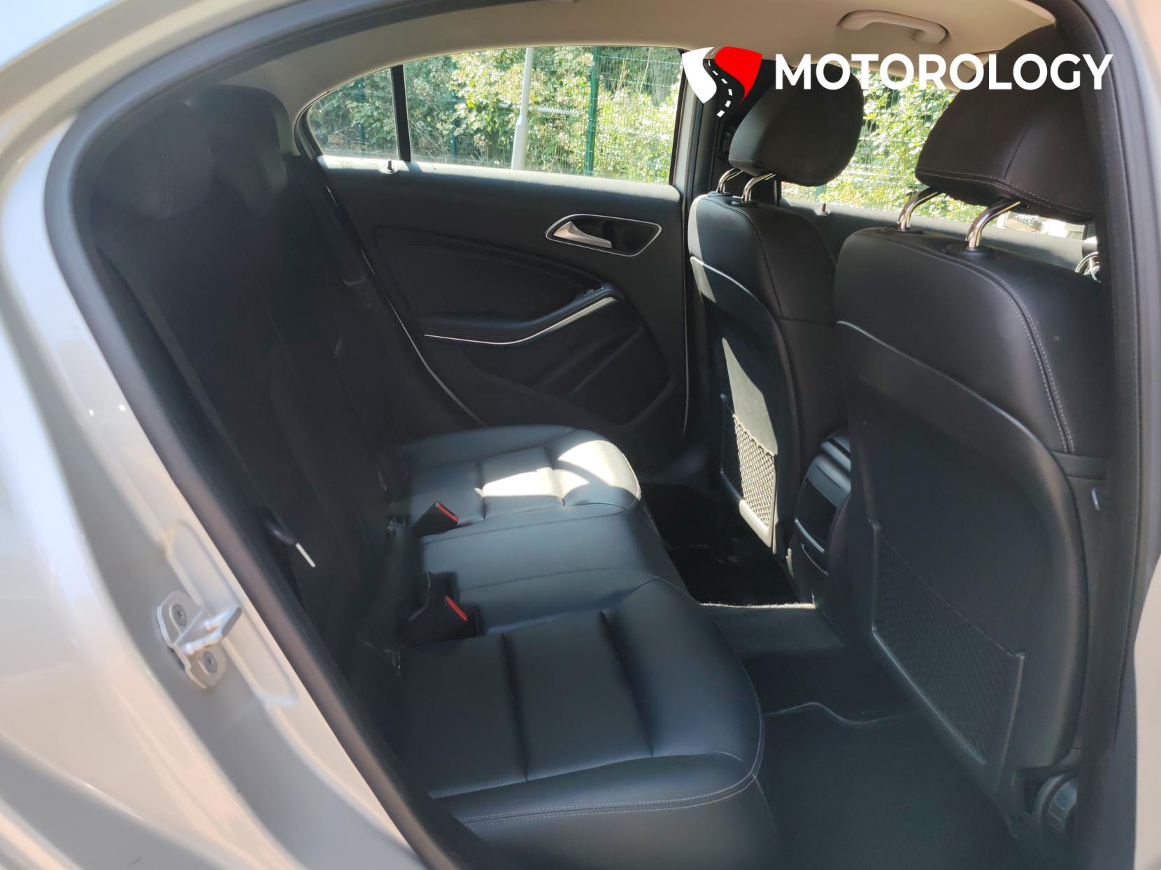 Mercedes-Benz A Class 1.5 A180d SE Hatchback 5dr Diesel Manual Euro 6 (s/s) (109 ps)