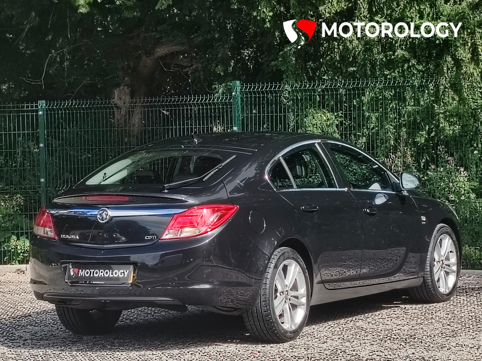Vauxhall Insignia 2.0 CDTi SRi Nav Hatchback 5dr Diesel Manual Euro 5 (160 ps)