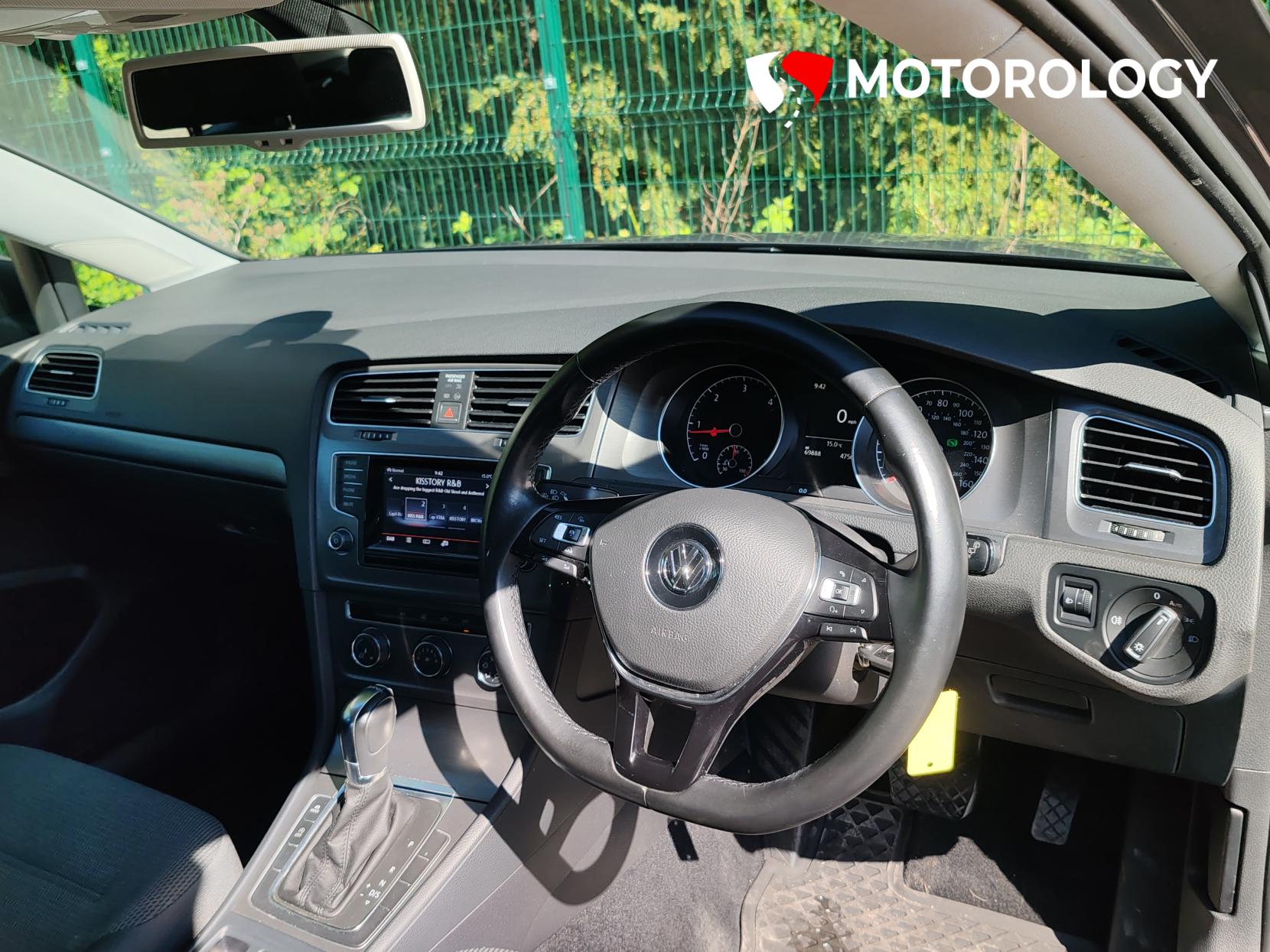 Volkswagen Golf 1.6 TDI BlueMotion Tech SE Hatchback 5dr Diesel DSG Euro 5 (s/s) (105 ps)