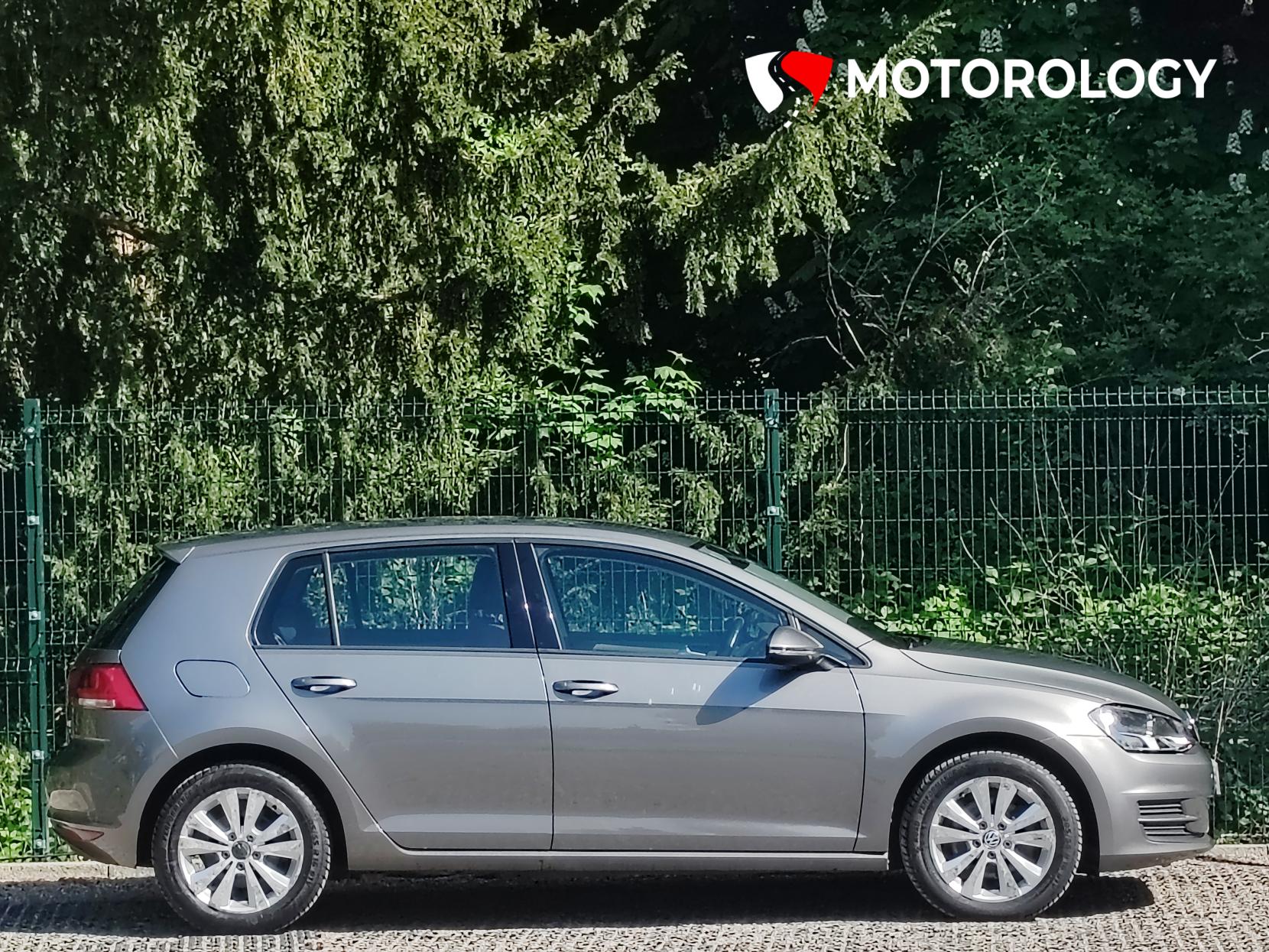 Volkswagen Golf 1.6 TDI BlueMotion Tech SE Hatchback 5dr Diesel DSG Euro 5 (s/s) (105 ps)