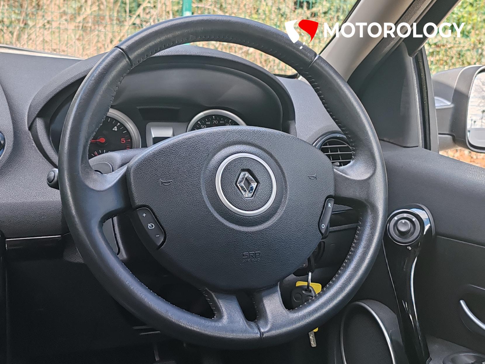 Renault Clio 1.5 dCi Dynamique TomTom Hatchback 5dr Diesel Manual Euro 5 (88 ps)
