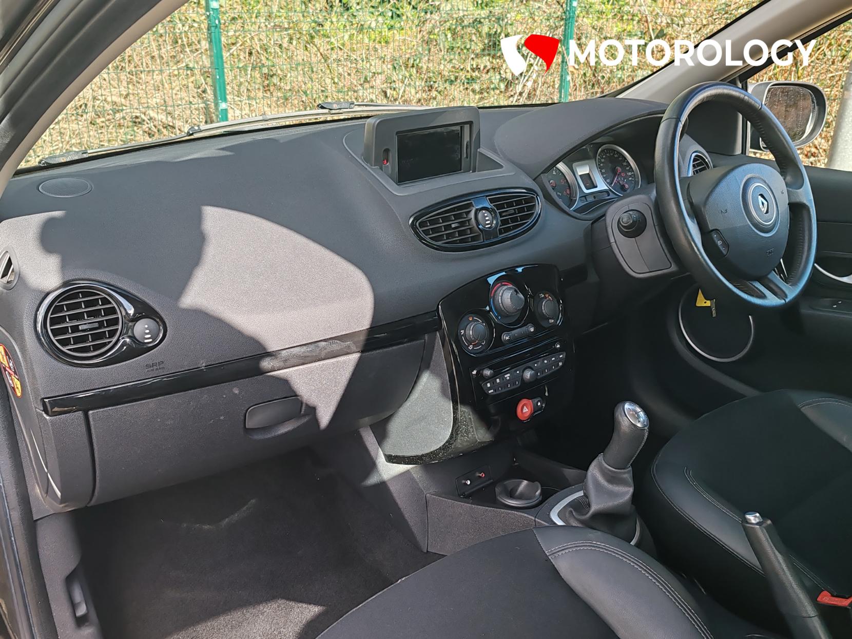 Renault Clio 1.5 dCi Dynamique TomTom Hatchback 5dr Diesel Manual Euro 5 (88 ps)
