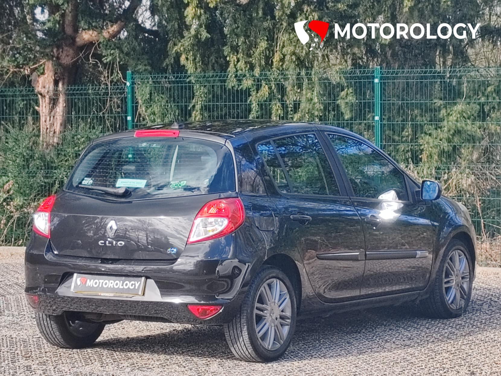Renault Clio 1.5 dCi Dynamique TomTom Hatchback 5dr Diesel Manual Euro 5 (88 ps)