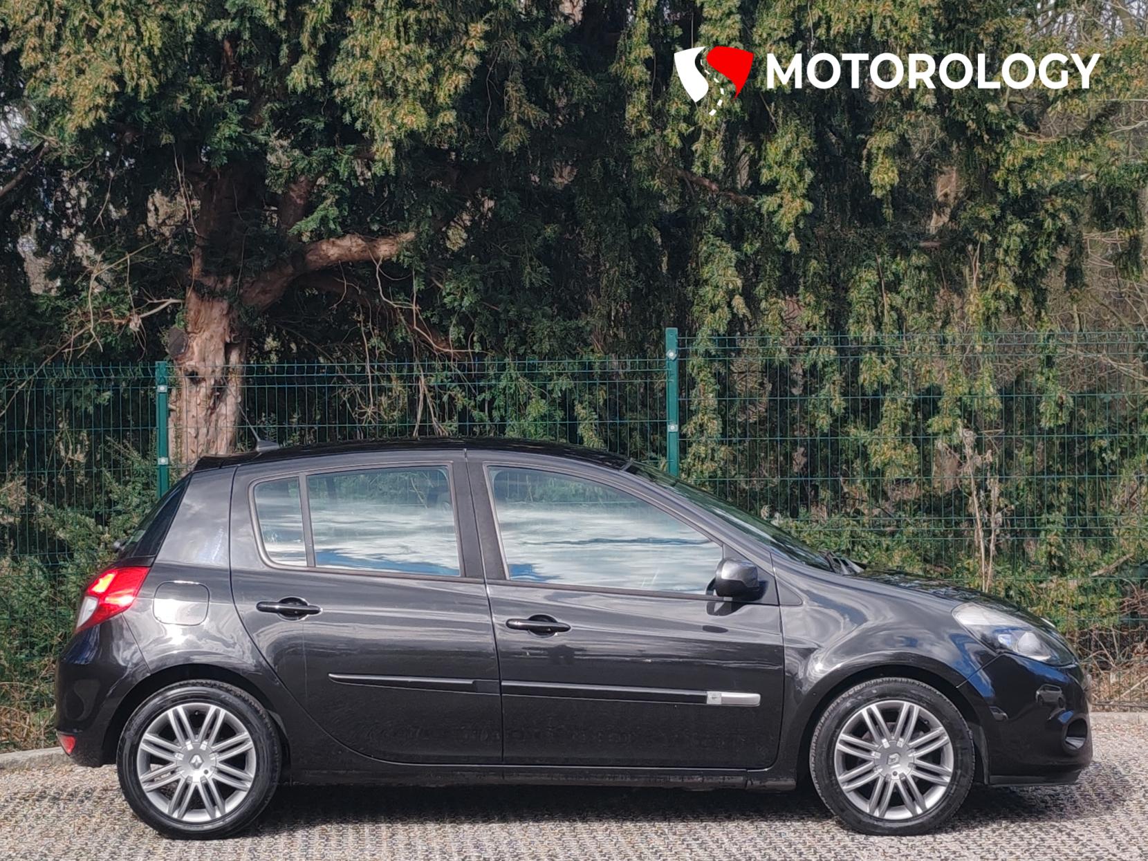 Renault Clio 1.5 dCi Dynamique TomTom Hatchback 5dr Diesel Manual Euro 5 (88 ps)