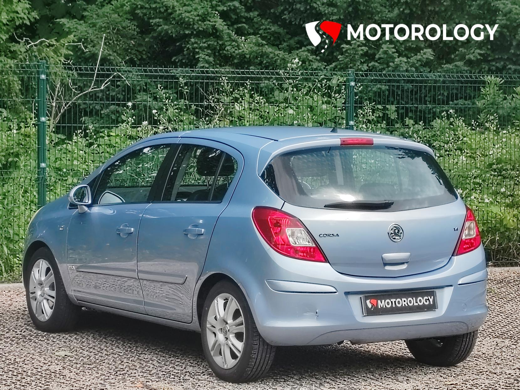 Vauxhall Corsa 1.4i 16v Design Hatchback 5dr Petrol Manual (a/c) (146 g/km, 89 bhp)