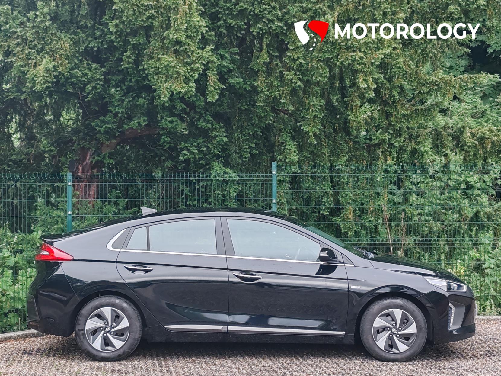 Hyundai IONIQ 1.6 h-GDi Premium SE Hatchback 5dr Petrol Hybrid DCT Euro 6 (s/s) (141 ps)