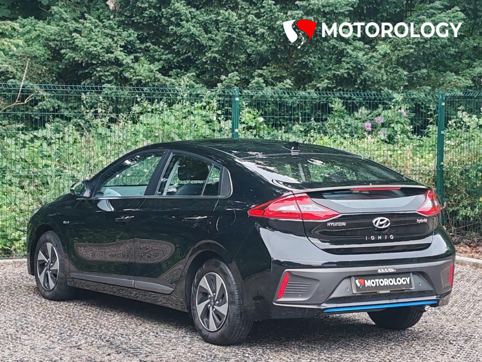 Hyundai IONIQ 1.6 h-GDi Premium SE Hatchback 5dr Petrol Hybrid DCT Euro 6 (s/s) (141 ps)