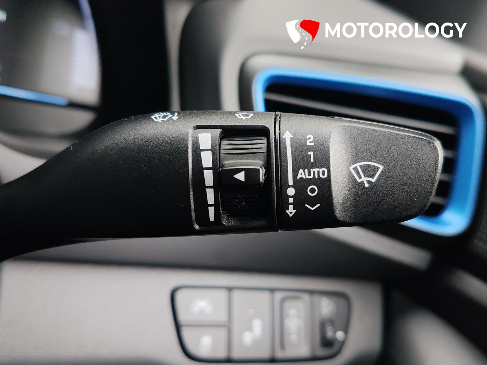 Hyundai IONIQ 1.6 h-GDi Premium SE Hatchback 5dr Petrol Hybrid DCT Euro 6 (s/s) (141 ps)