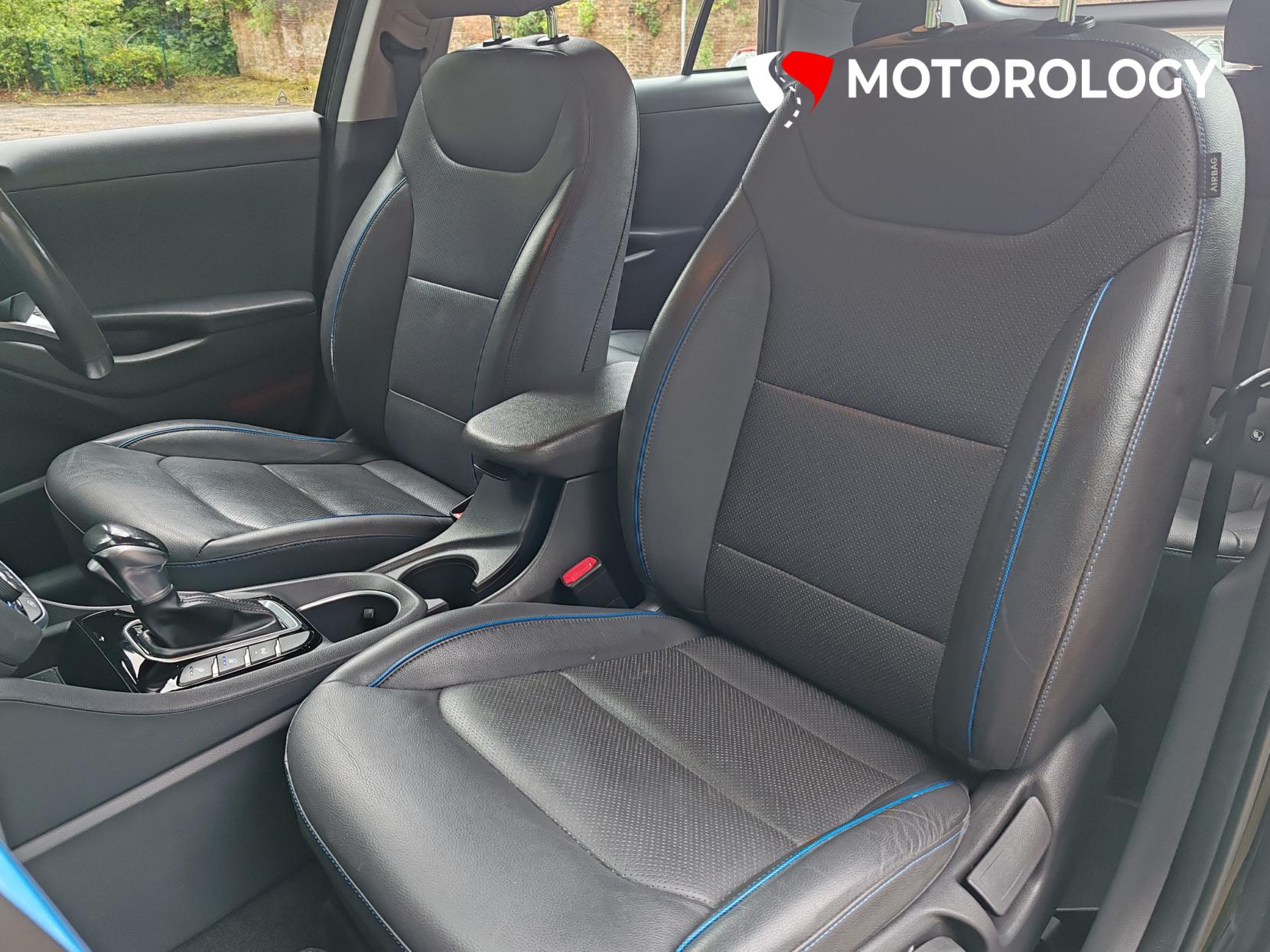 Hyundai IONIQ 1.6 h-GDi Premium SE Hatchback 5dr Petrol Hybrid DCT Euro 6 (s/s) (141 ps)