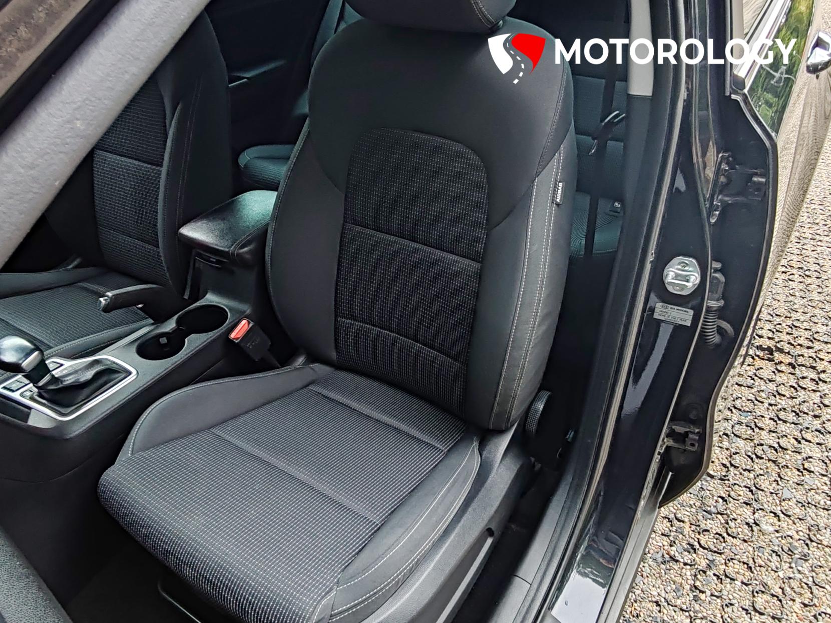 Kia Sportage 1.7 CRDi 2 SUV 5dr Diesel DCT Euro 6 (s/s) (139 bhp)