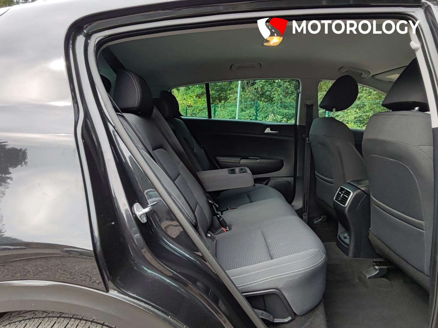 Kia Sportage 1.7 CRDi 2 SUV 5dr Diesel DCT Euro 6 (s/s) (139 bhp)