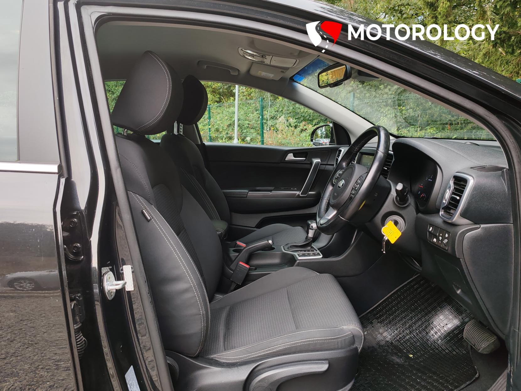 Kia Sportage 1.7 CRDi 2 SUV 5dr Diesel DCT Euro 6 (s/s) (139 bhp)