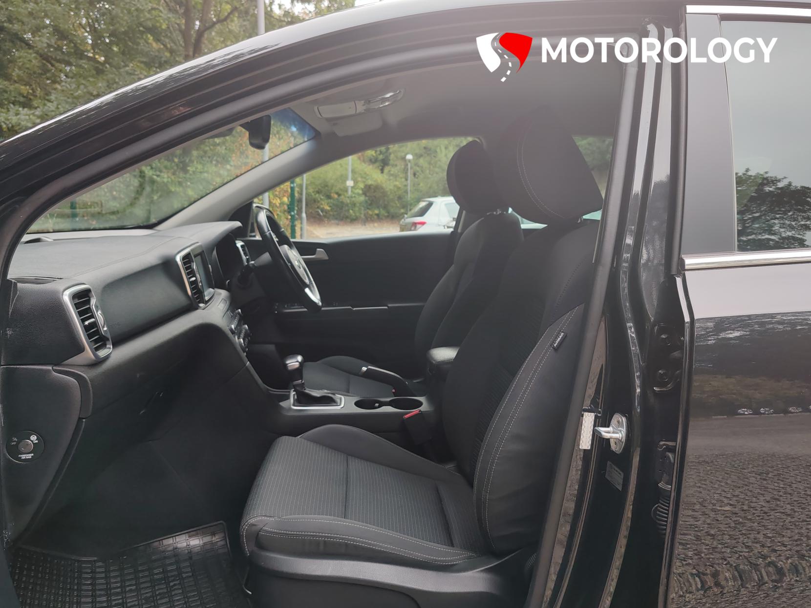 Kia Sportage 1.7 CRDi 2 SUV 5dr Diesel DCT Euro 6 (s/s) (139 bhp)