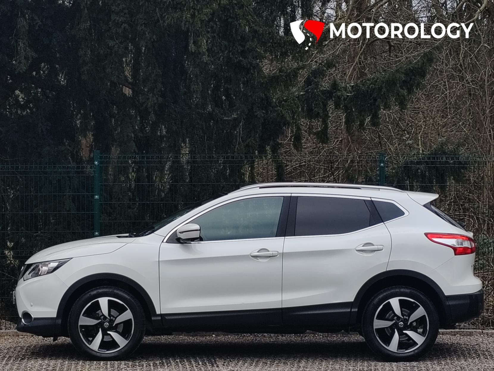 Nissan Qashqai 1.5 dCi N-Connecta SUV 5dr Diesel Manual 2WD Euro 6 (s/s) (110 ps)