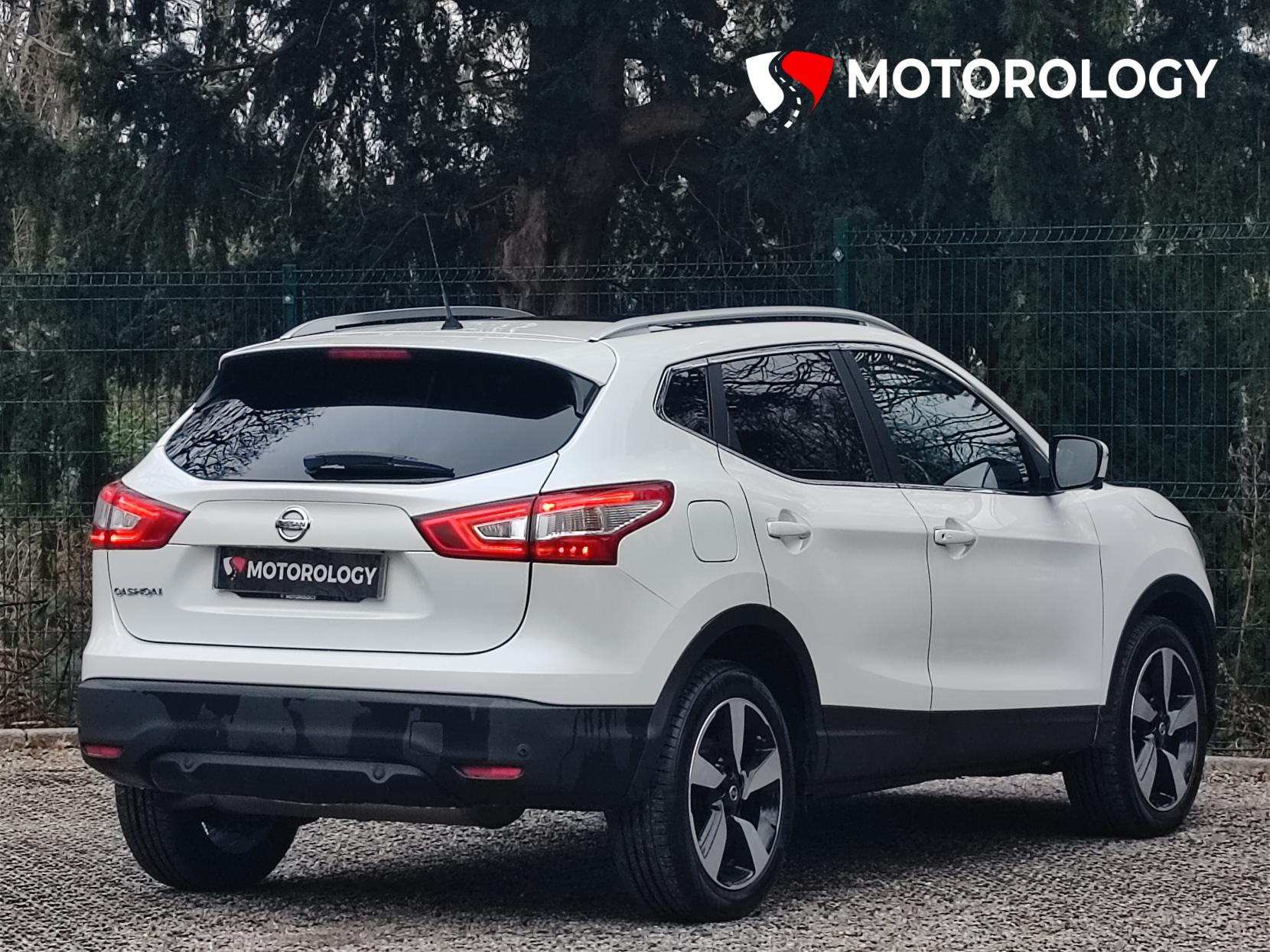 Nissan Qashqai 1.5 dCi N-Connecta SUV 5dr Diesel Manual 2WD Euro 6 (s/s) (110 ps)