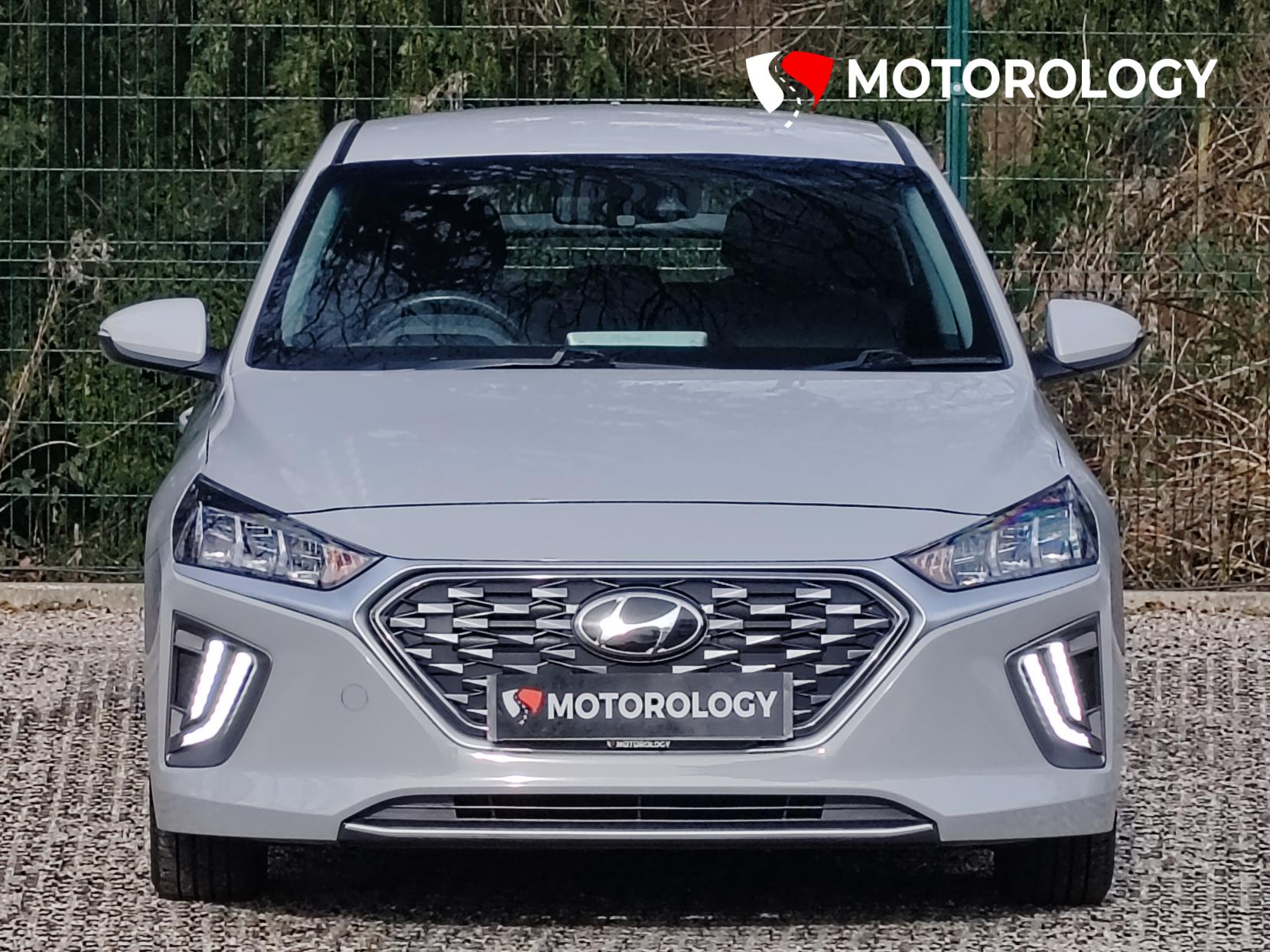 Hyundai IONIQ 1.6 h-GDi Premium Hatchback 5dr Petrol Hybrid DCT Euro 6 (s/s) (141 ps)