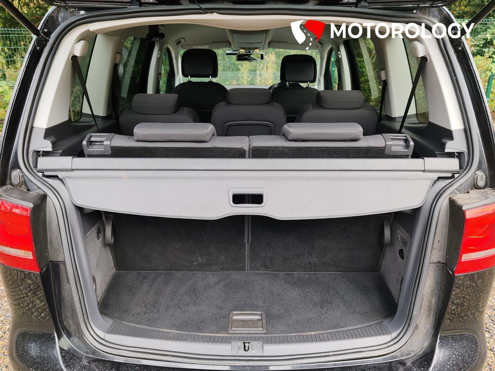 Volkswagen Touran 1.6 TDI BlueMotion Tech SE MPV 5dr Diesel DSG Euro 5 (s/s) (105 ps)