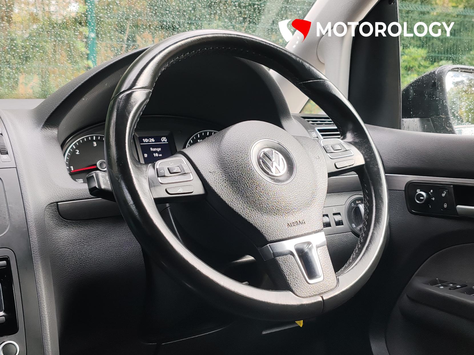 Volkswagen Touran 1.6 TDI BlueMotion Tech SE MPV 5dr Diesel DSG Euro 5 (s/s) (105 ps)