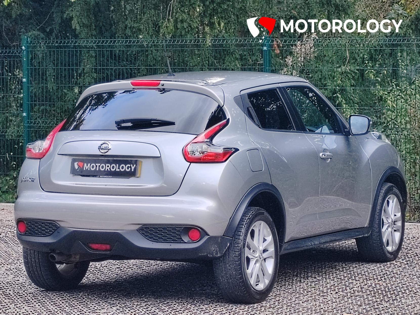 Nissan Juke 1.2 DIG-T N-Connecta SUV 5dr Petrol Manual Euro 6 (s/s) (115 ps)