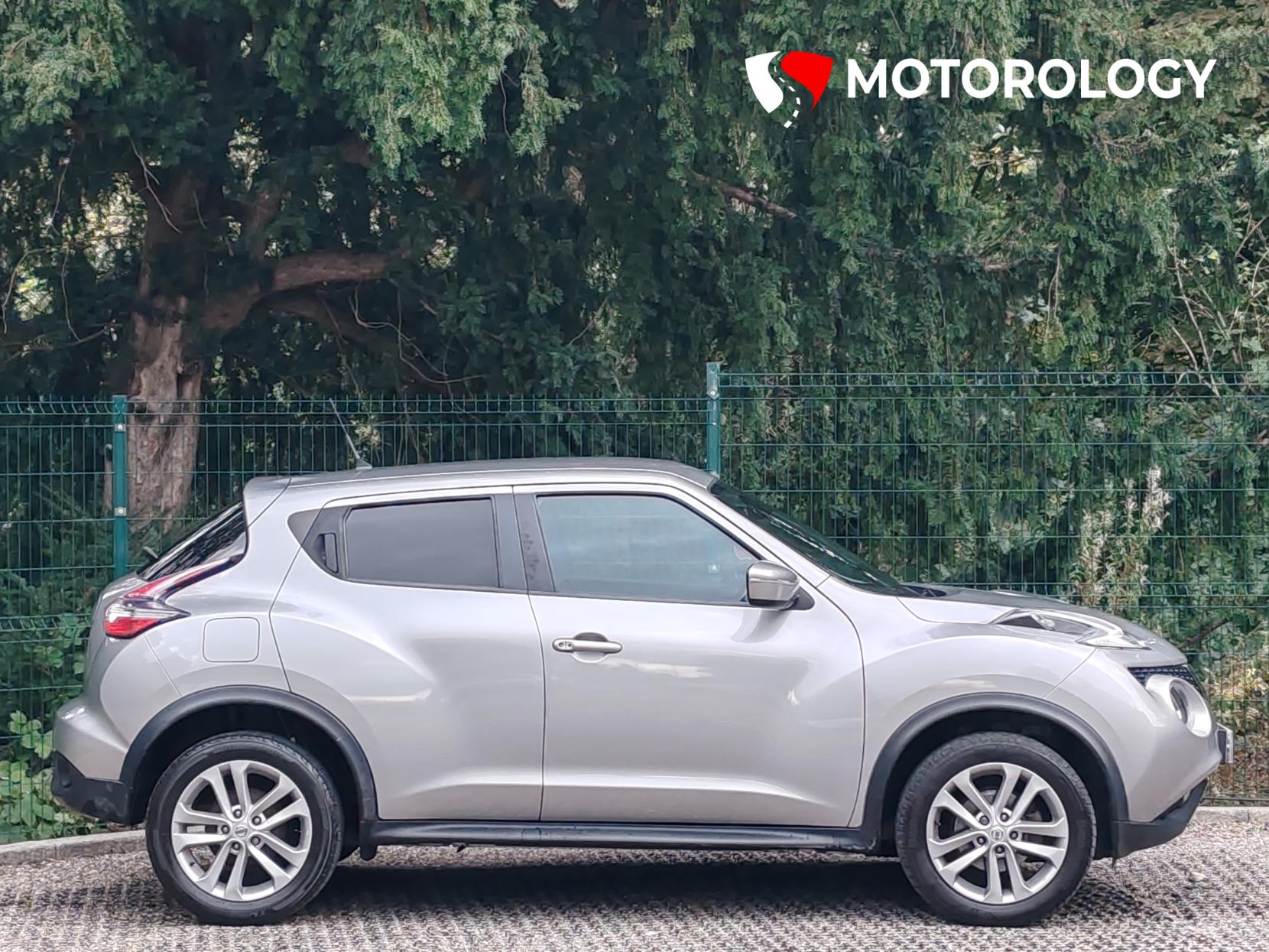 Nissan Juke 1.2 DIG-T N-Connecta SUV 5dr Petrol Manual Euro 6 (s/s) (115 ps)