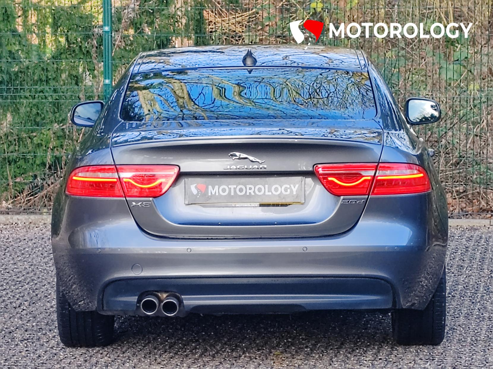 Jaguar XE 2.0d R-Sport Saloon 4dr Diesel Auto Euro 6 (s/s) (180 ps)