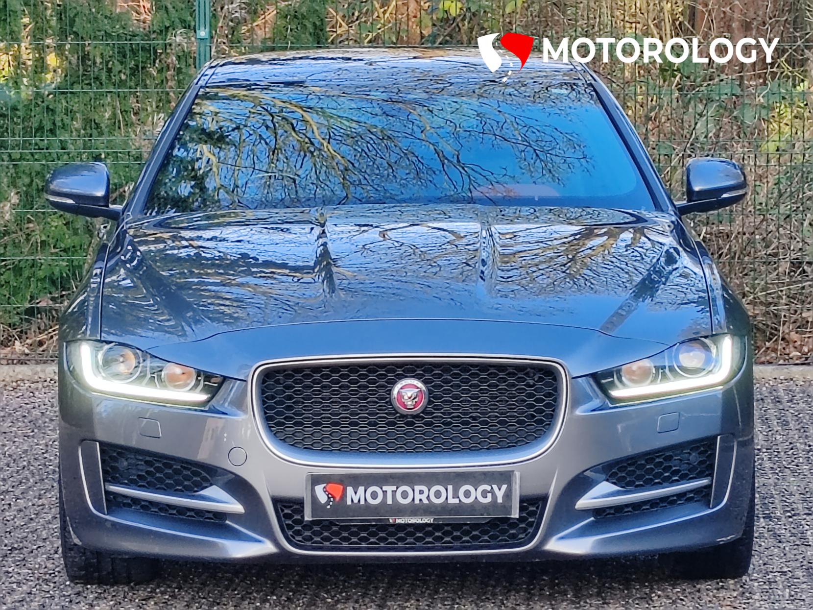 Jaguar XE 2.0d R-Sport Saloon 4dr Diesel Auto Euro 6 (s/s) (180 ps)