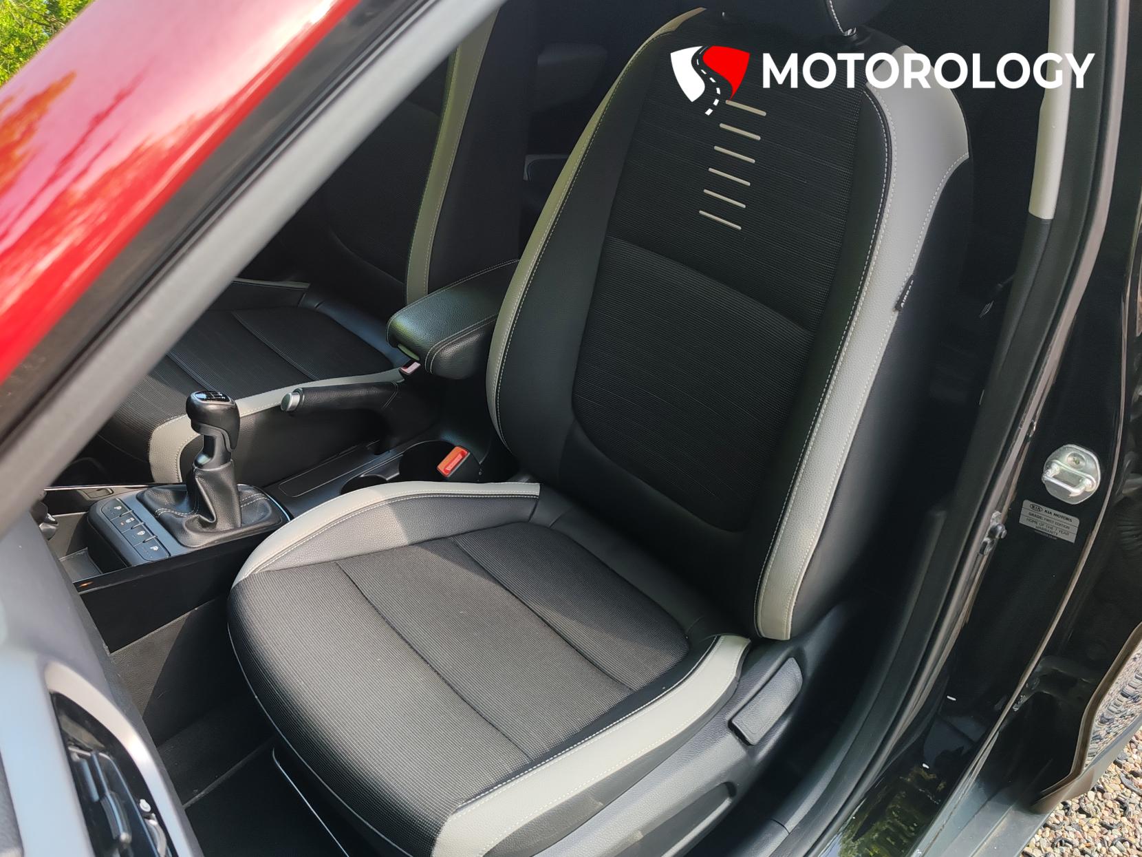 Kia Stonic 1.0 T-GDi First Edition SUV 5dr Petrol Manual Euro 6 (s/s) (118 bhp)