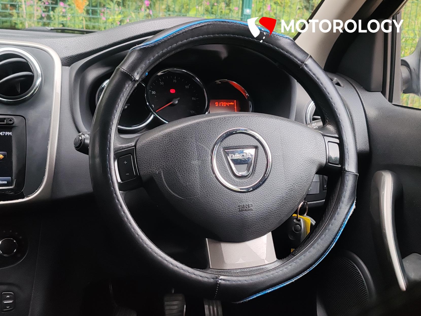 Dacia Sandero 1.5 dCi Laureate Hatchback 5dr Diesel Manual Euro 5 (90 ps)