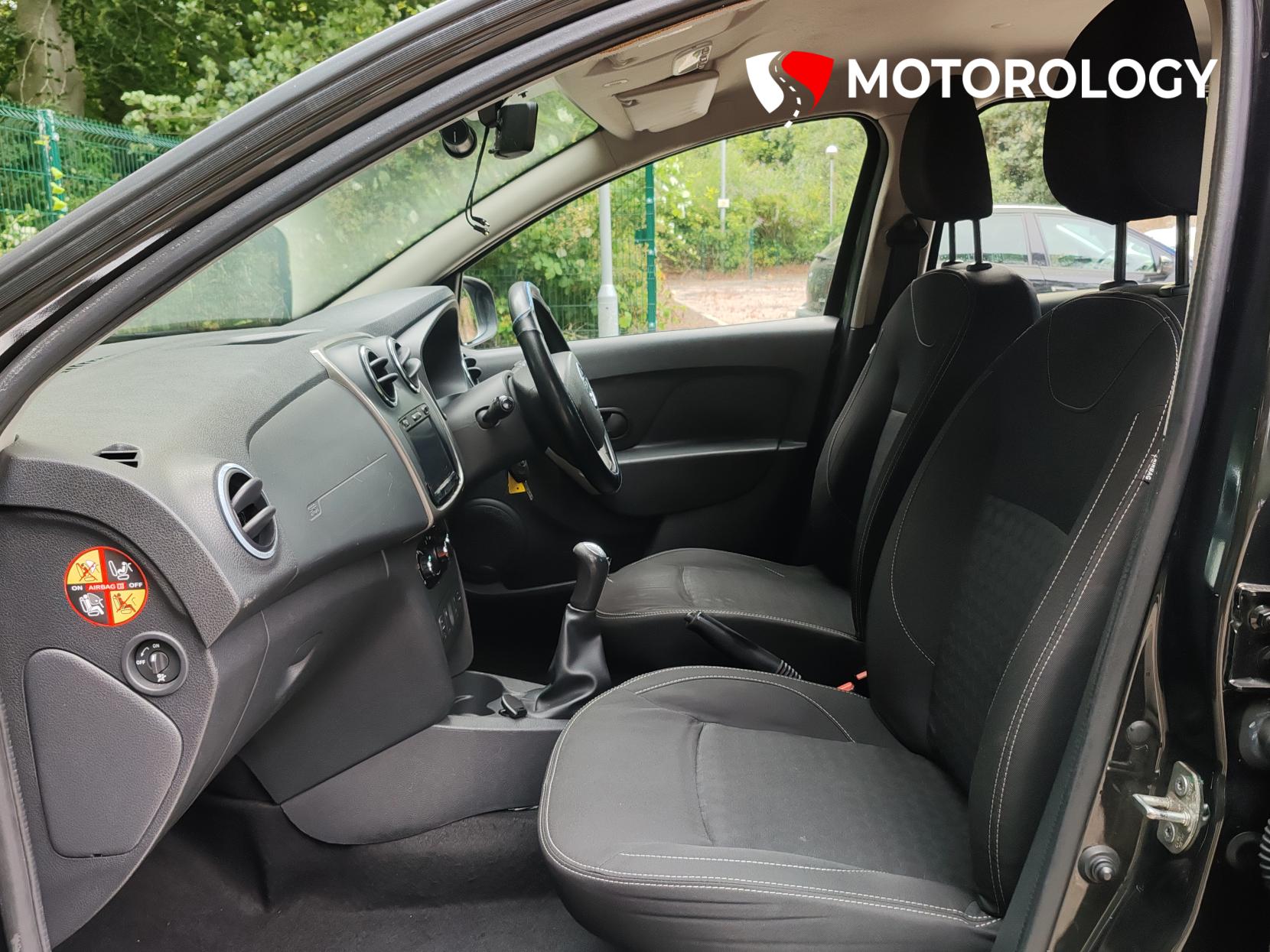 Dacia Sandero 1.5 dCi Laureate Hatchback 5dr Diesel Manual Euro 5 (90 ps)