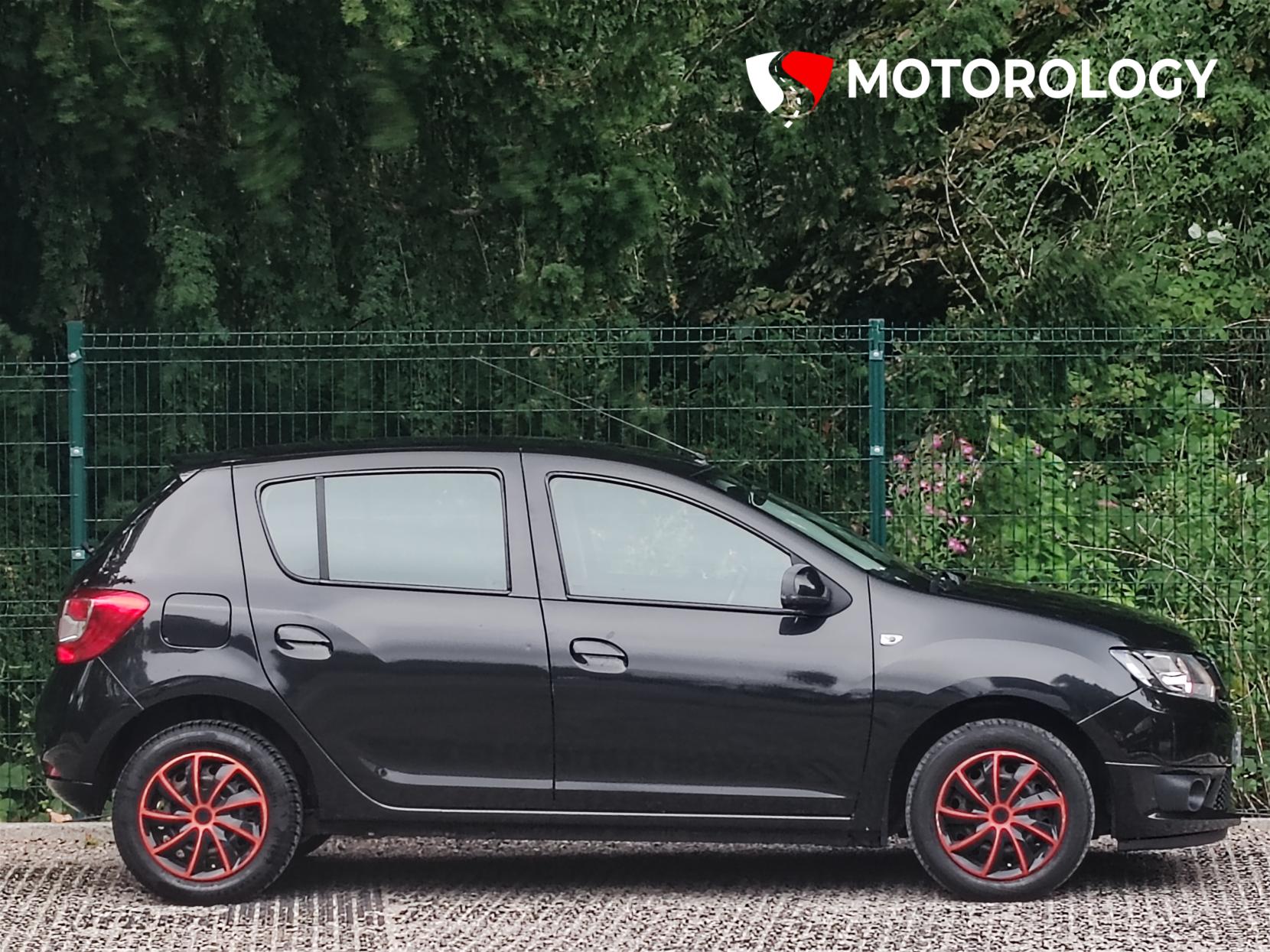 Dacia Sandero 1.5 dCi Laureate Hatchback 5dr Diesel Manual Euro 5 (90 ps)
