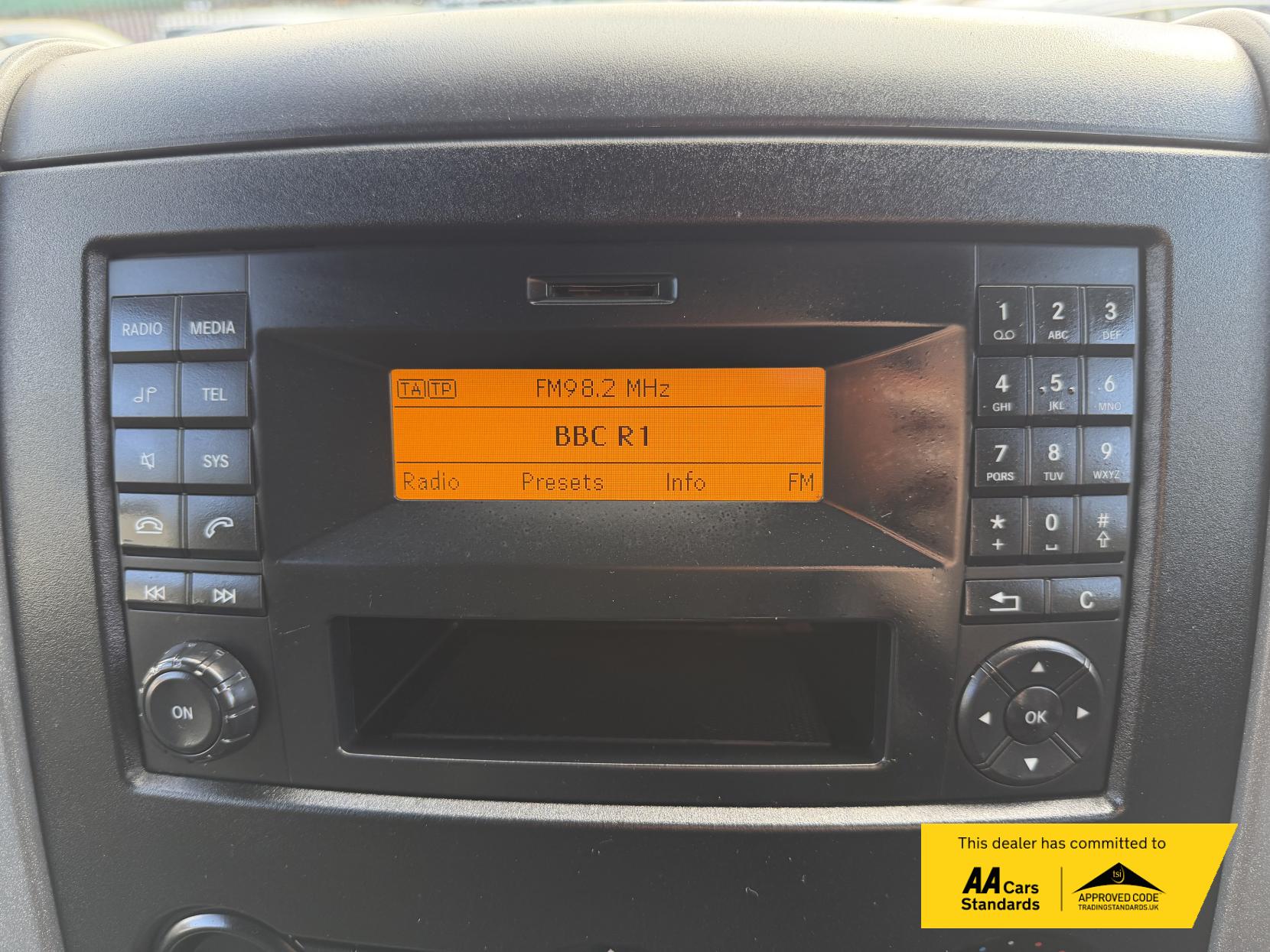 Mercedes-Benz Sprinter 2.1 314 CDi Panel Van 5dr Diesel Manual RWD L3 H3 (218 g/km, 140 bhp)