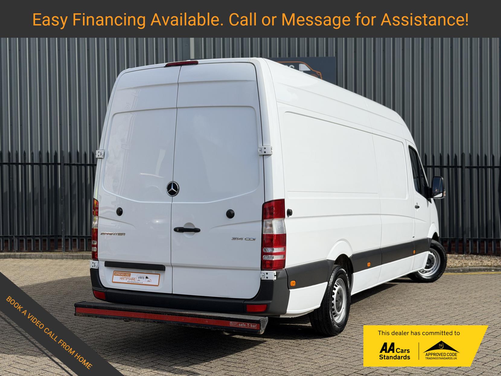 Mercedes-Benz Sprinter 2.1 314 CDi Panel Van 5dr Diesel Manual RWD L3 H3 (218 g/km, 140 bhp)