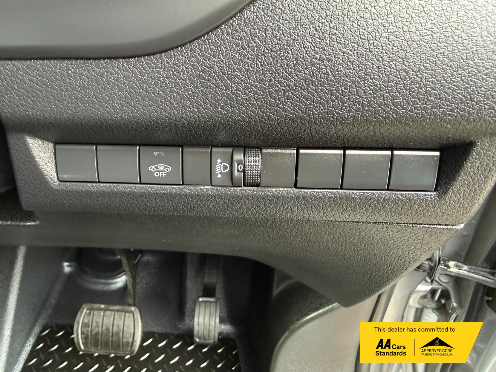 2023 Vauxhall Vivaro Electric 3100 75kWh Prime Panel Van 6dr Electric Auto L1 H1 (7.4kW Charger) (136 ps) - Thumbnail 28