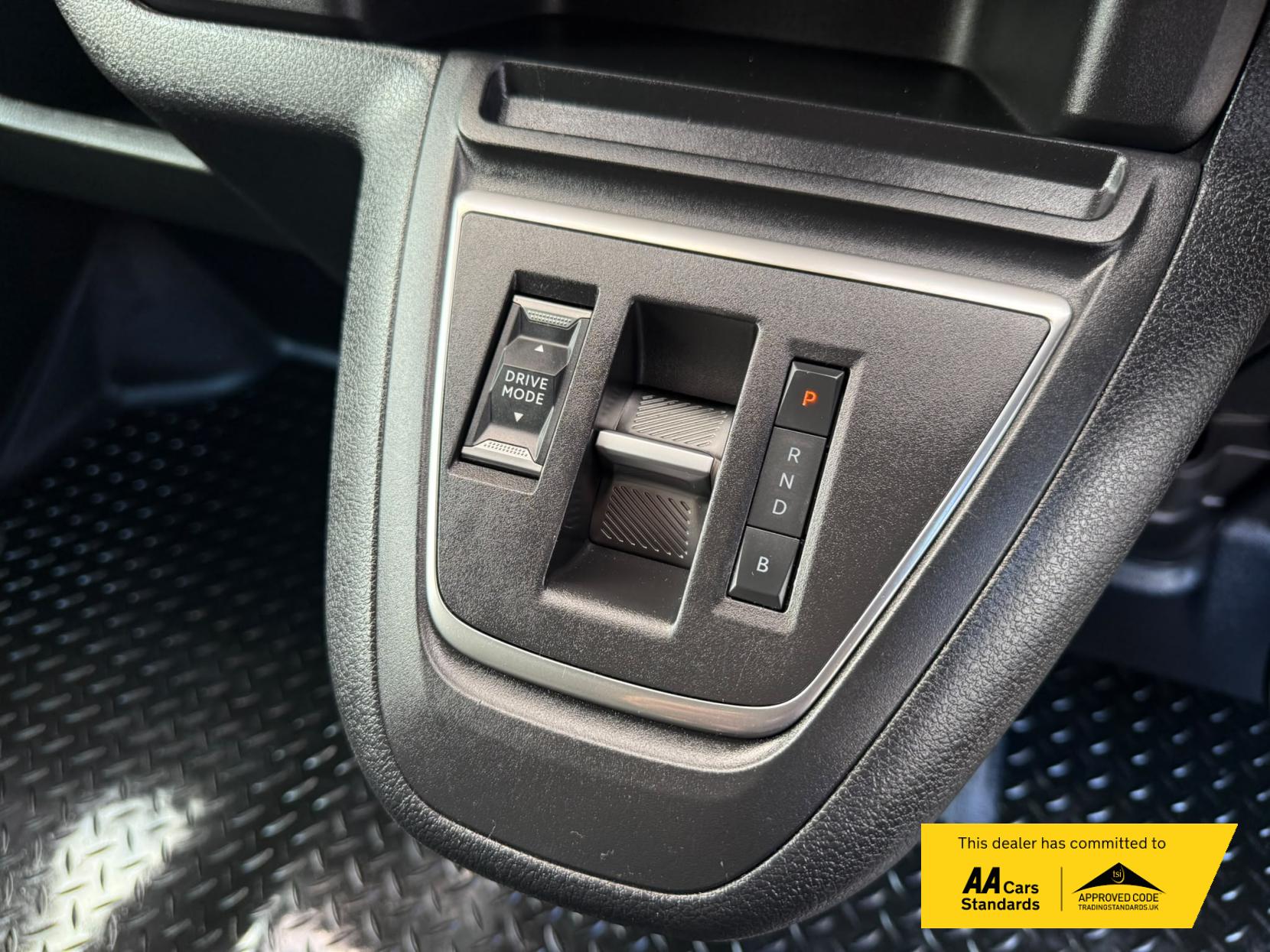 2023 Vauxhall Vivaro Electric 3100 75kWh Prime Panel Van 6dr Electric Auto L1 H1 (7.4kW Charger) (136 ps) - Thumbnail 12
