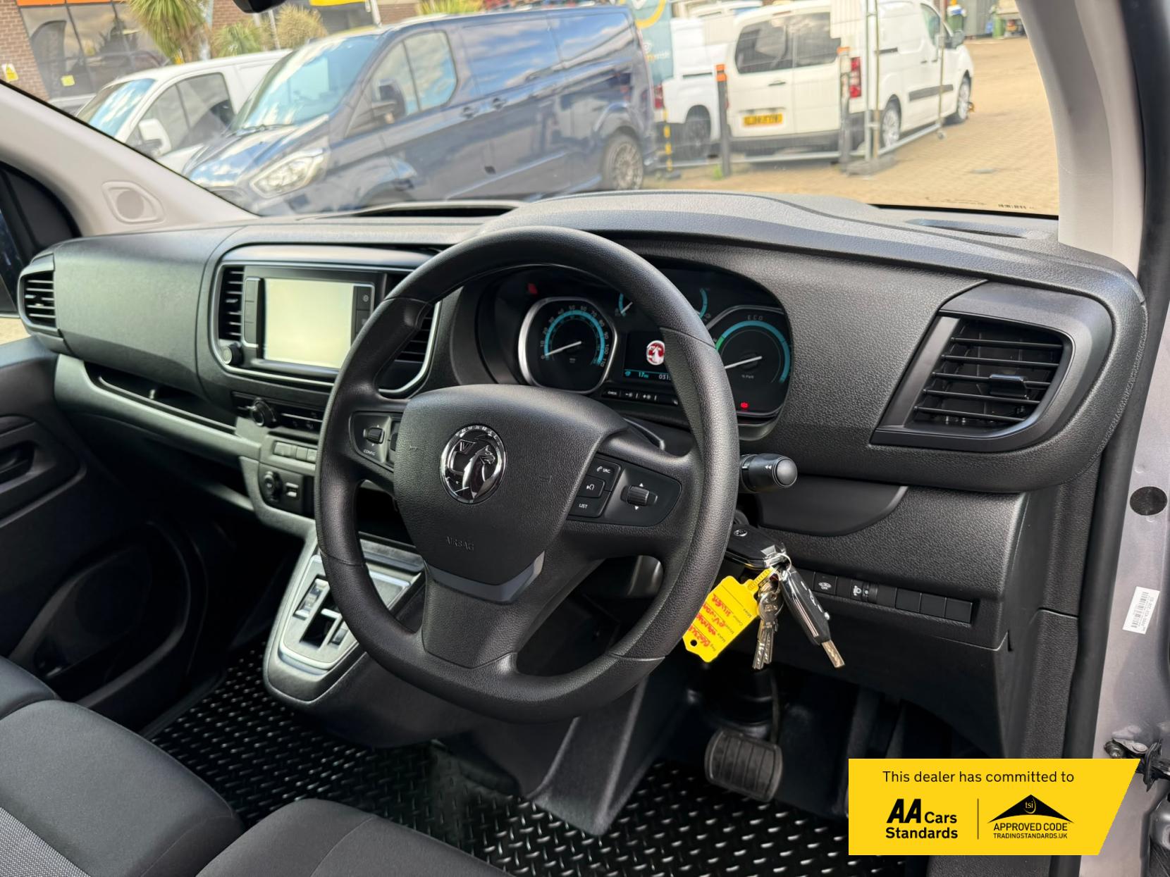 2023 Vauxhall Vivaro Electric 3100 75kWh Prime Panel Van 6dr Electric Auto L1 H1 (7.4kW Charger) (136 ps) - Thumbnail 32