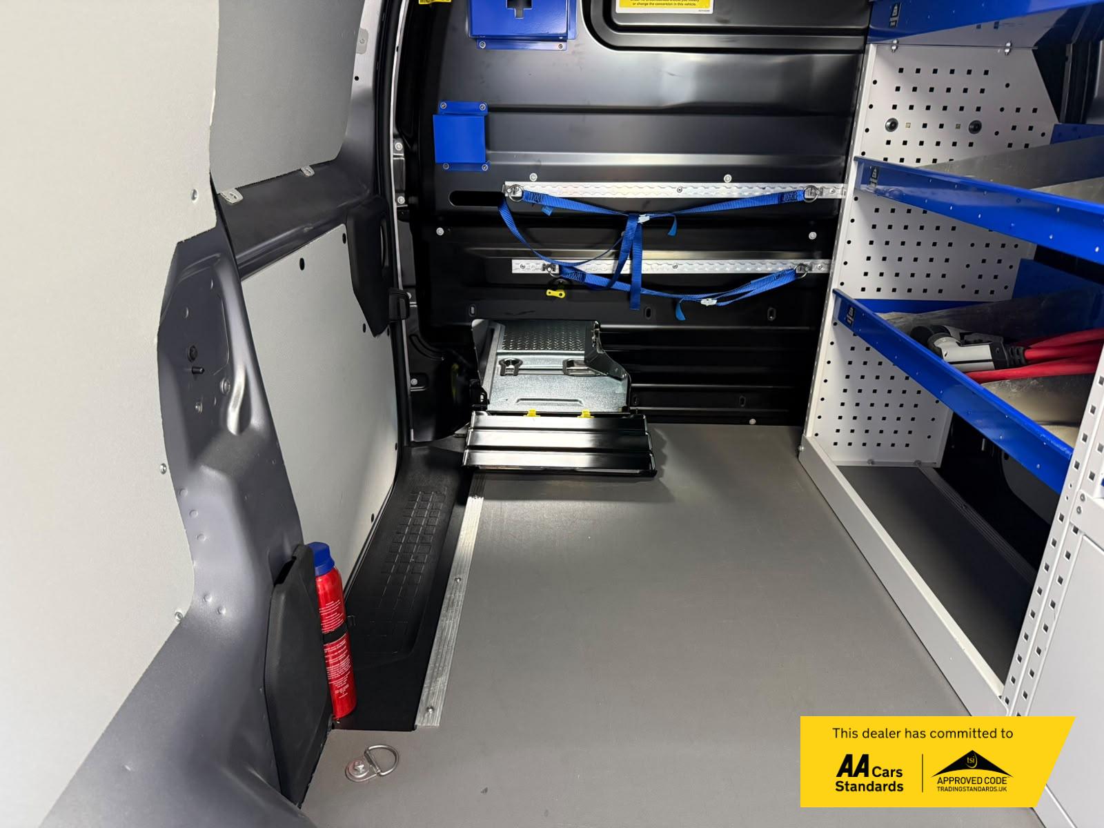 2023 Vauxhall Vivaro Electric 3100 75kWh Prime Panel Van 6dr Electric Auto L1 H1 (7.4kW Charger) (136 ps) - Thumbnail 56