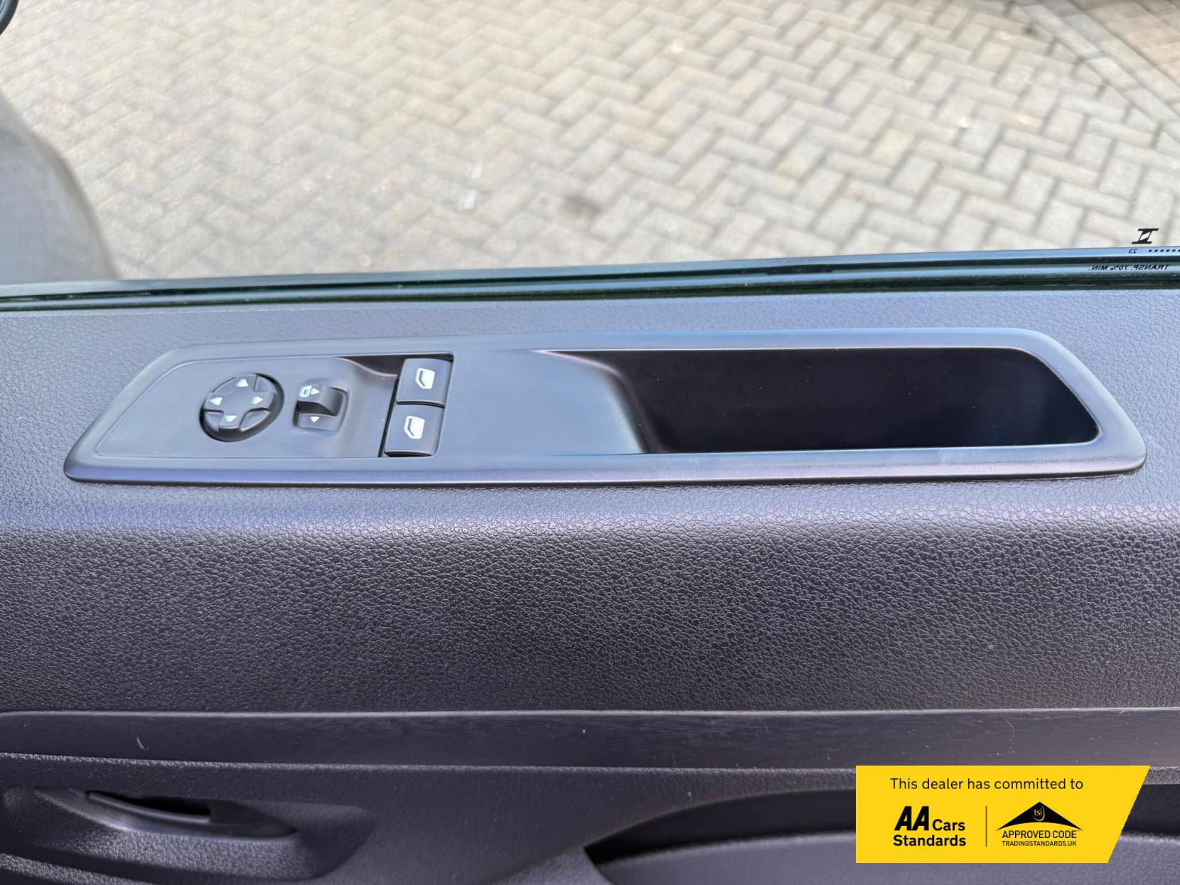 2023 Vauxhall Vivaro Electric 3100 75kWh Prime Panel Van 6dr Electric Auto L1 H1 (7.4kW Charger) (136 ps) - Thumbnail 30