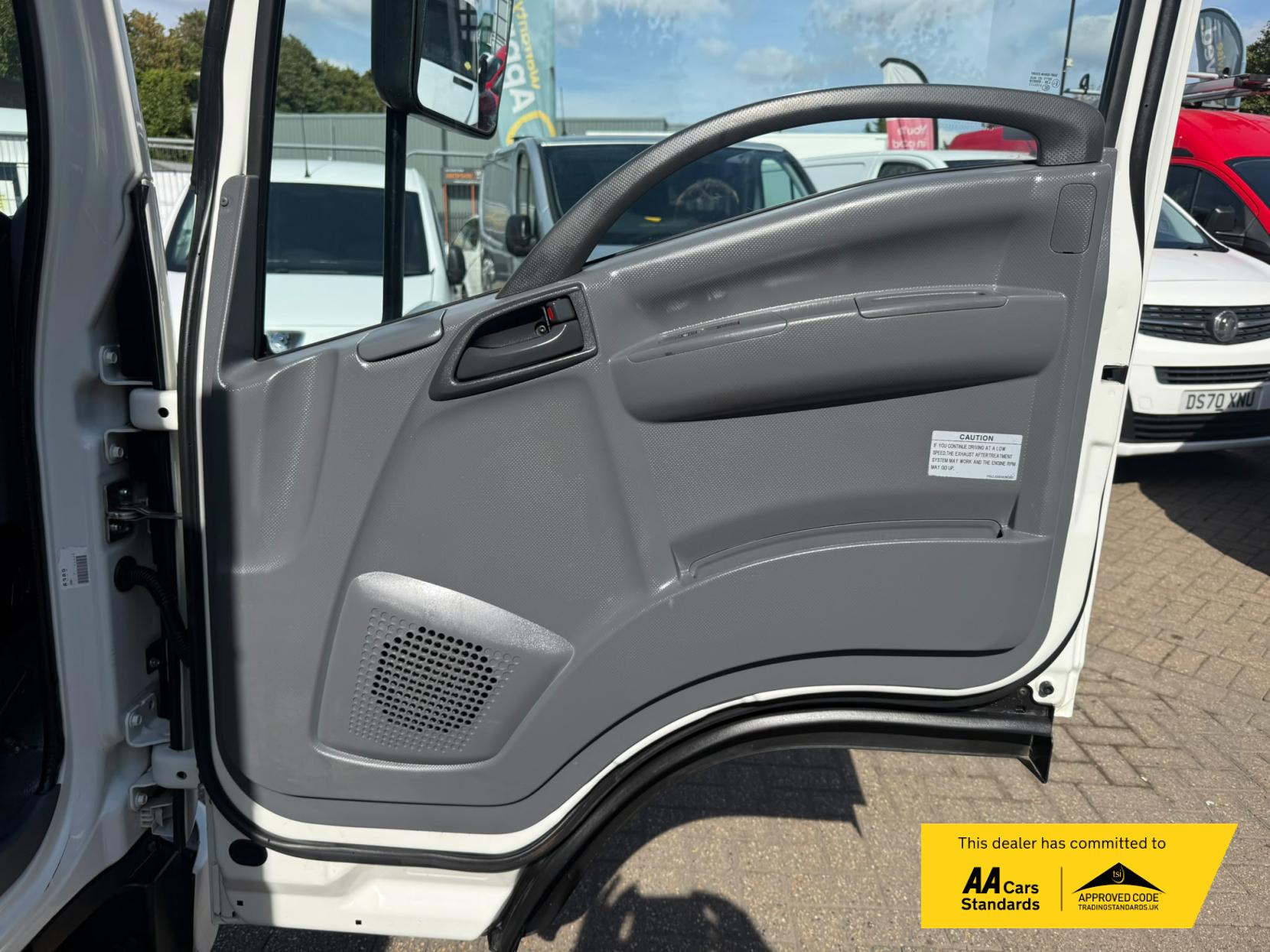 2020 Isuzu Grafter 1.9D N35 Green Dropside 2dr Diesel Manual RWD LWB Euro 6 (TRW) (125 ps) - Thumbnail 43