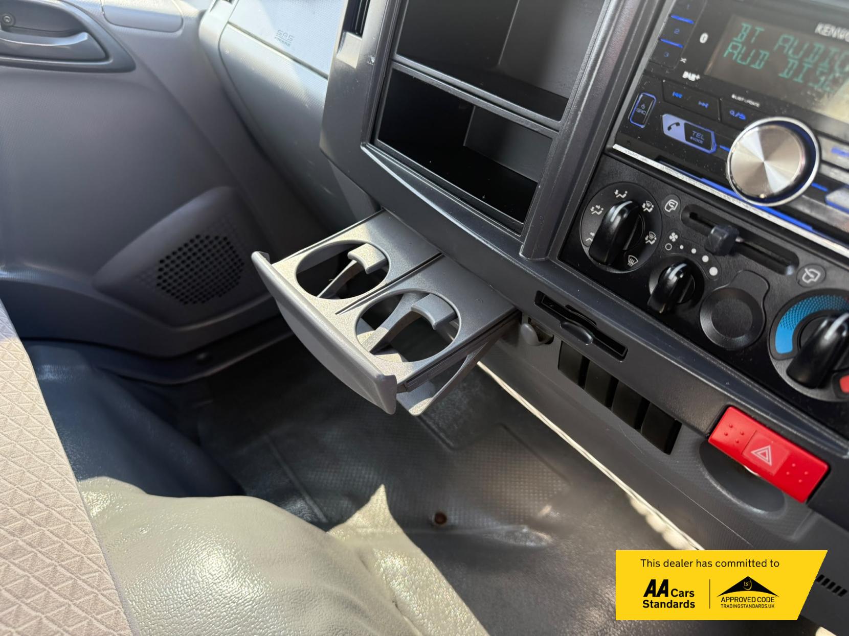 2020 Isuzu Grafter 1.9D N35 Green Dropside 2dr Diesel Manual RWD LWB Euro 6 (TRW) (125 ps) - Thumbnail 28