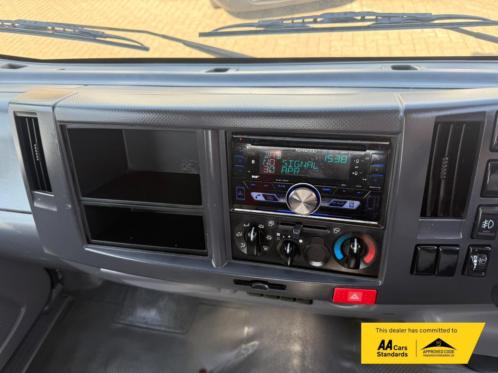 2020 Isuzu Grafter 1.9D N35 Green Dropside 2dr Diesel Manual RWD LWB Euro 6 (TRW) (125 ps) - Thumbnail 29
