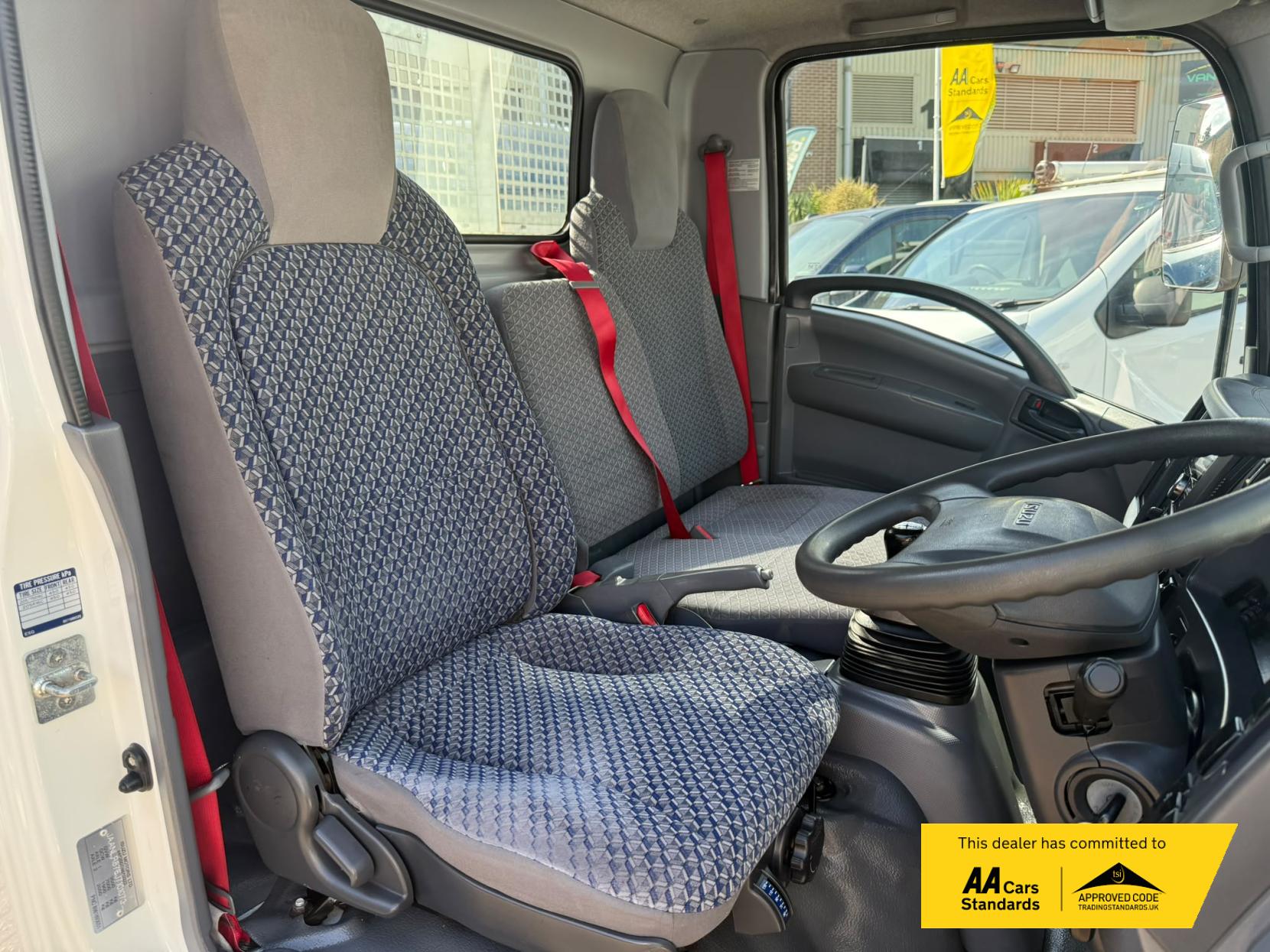 2020 Isuzu Grafter 1.9D N35 Green Dropside 2dr Diesel Manual RWD LWB Euro 6 (TRW) (125 ps) - Thumbnail 19